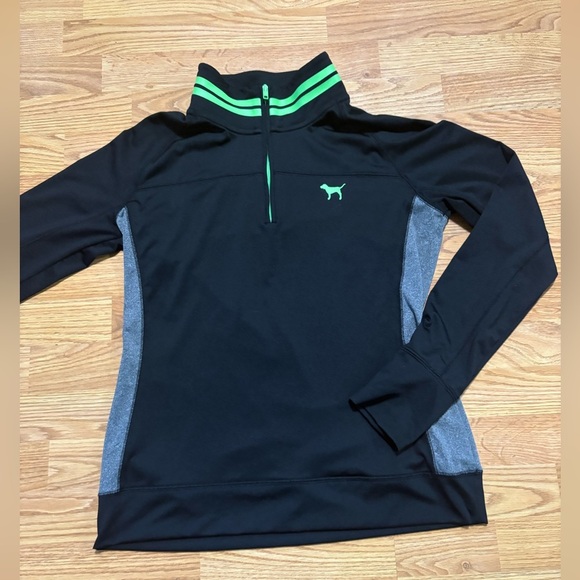 PINK Victoria's Secret Tops - PINK Ultimate Collection size Large